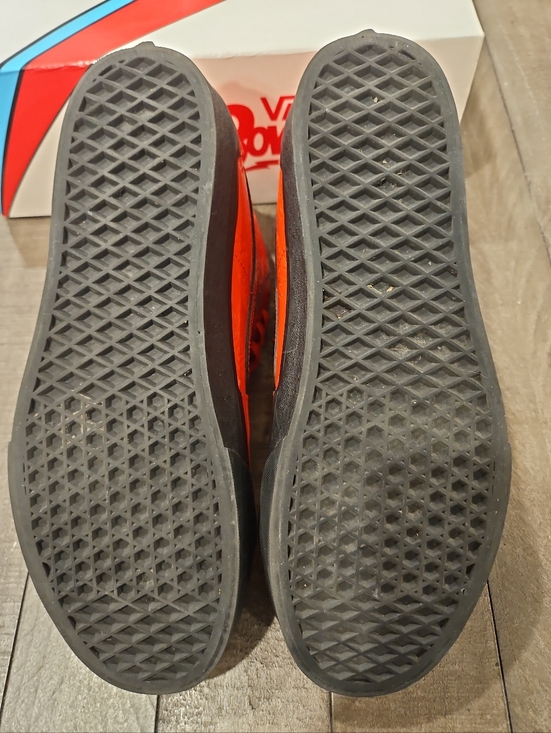 Vans x David Bowie Sk8-Hi Aladdin Sane Red Patent Sneakers 11.5 Rare - Picture 2 of 10